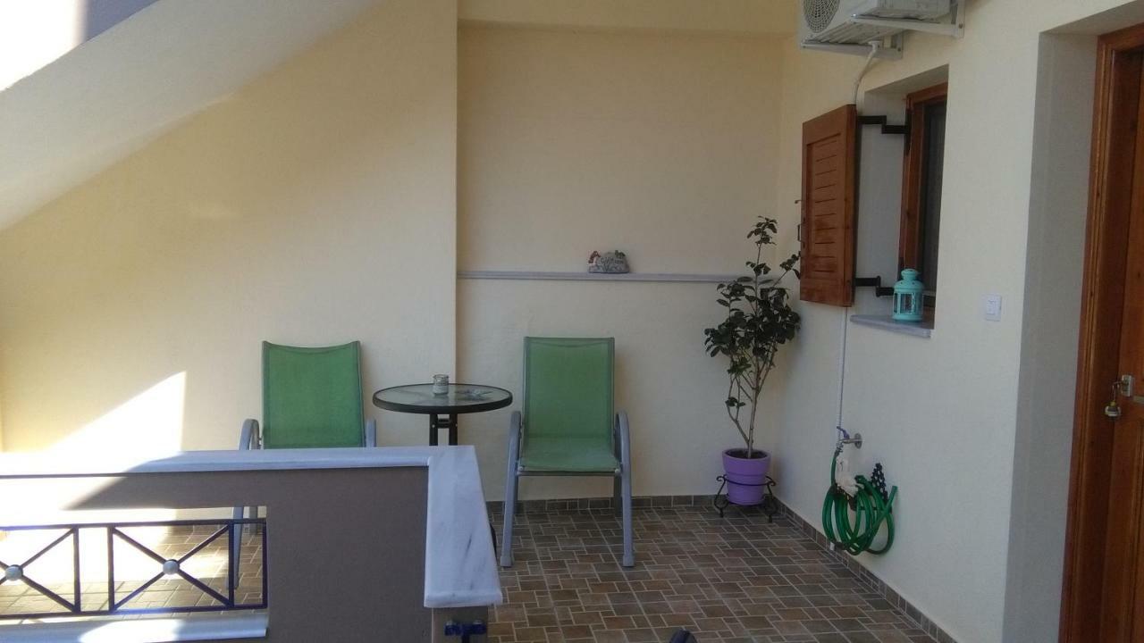 Mιχαλης Apartments 帕拉米夏 外观 照片